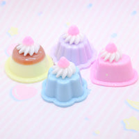 
              ♡ 3d pudding toy ♡ ( 4 x 5 cm ) (DEFECTIVE)
            