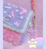 
              ♡ handmade fluffy purse - lavender ♡
            