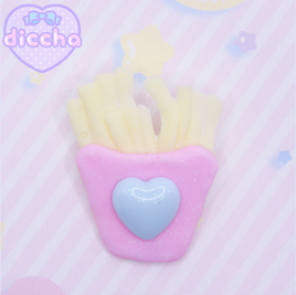 ♡ fries lover brooch ♡